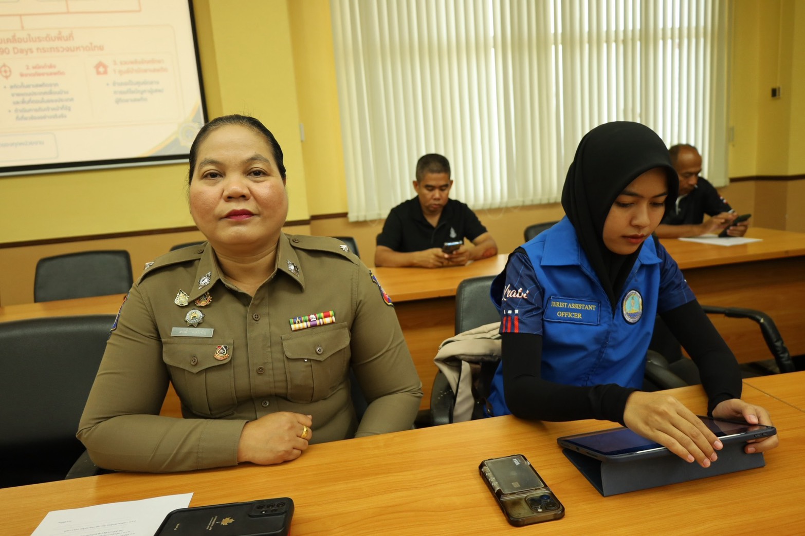 ตำรวจท่องเที่ยวกระบี่ เข้าร่วมประชุมคณะกรรมการศูนย์อำนวยการป้องกันและปราบปรามยาเสพติดจังหวัดกระบี่